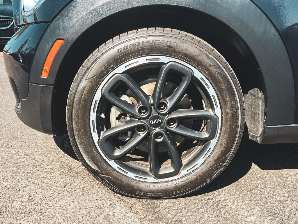 2016 Mini Countryman photo 3