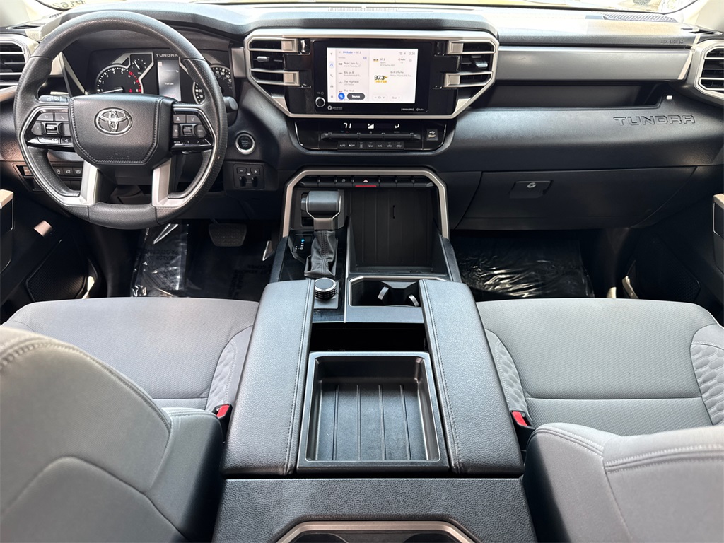 2022 Toyota Tundra SR5 photo 16