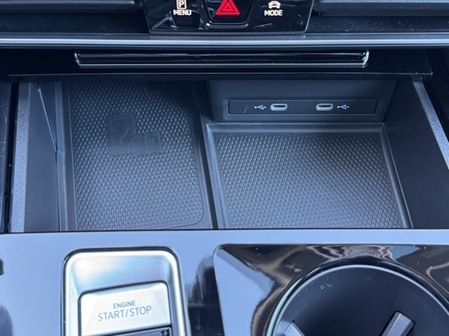 2024 Volkswagen Atlas SEL Premium R-Line photo 32