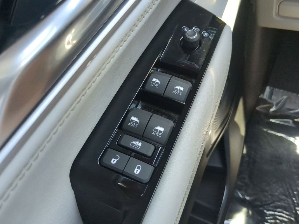 2023 Jeep Wagoneer Series II photo 23