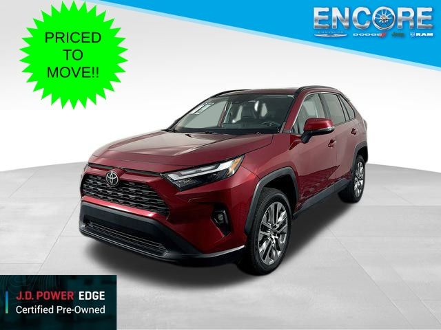 2022 Toyota RAV4 XLE Premium's photo