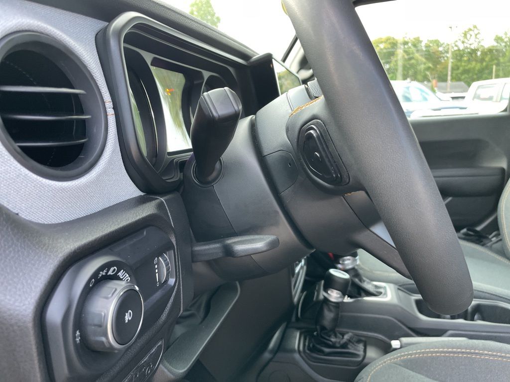 2024 Jeep Wrangler Sport S photo 21