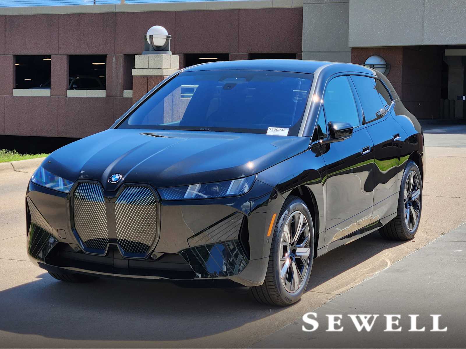2026 BMW iX xDrive60