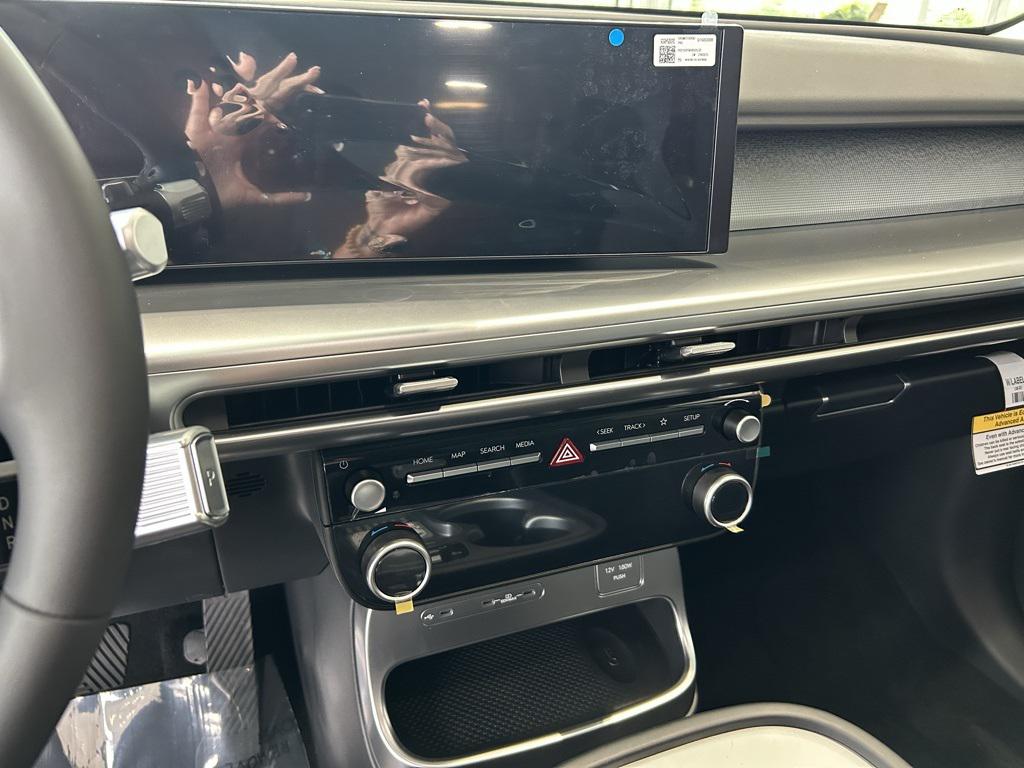 2026 Hyundai Ioniq photo 15