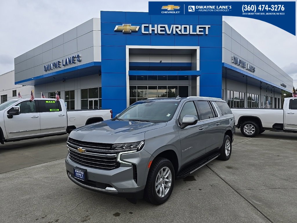 2023 Chevrolet Suburban LT's photo