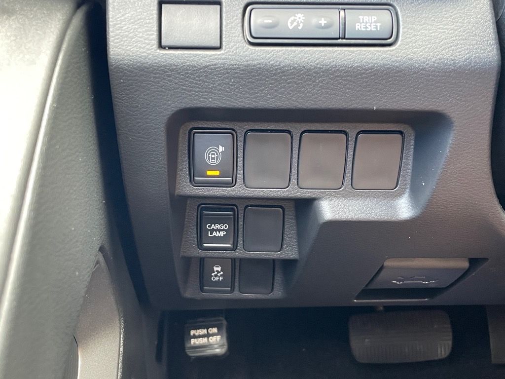 2024 Nissan Frontier SV photo 18