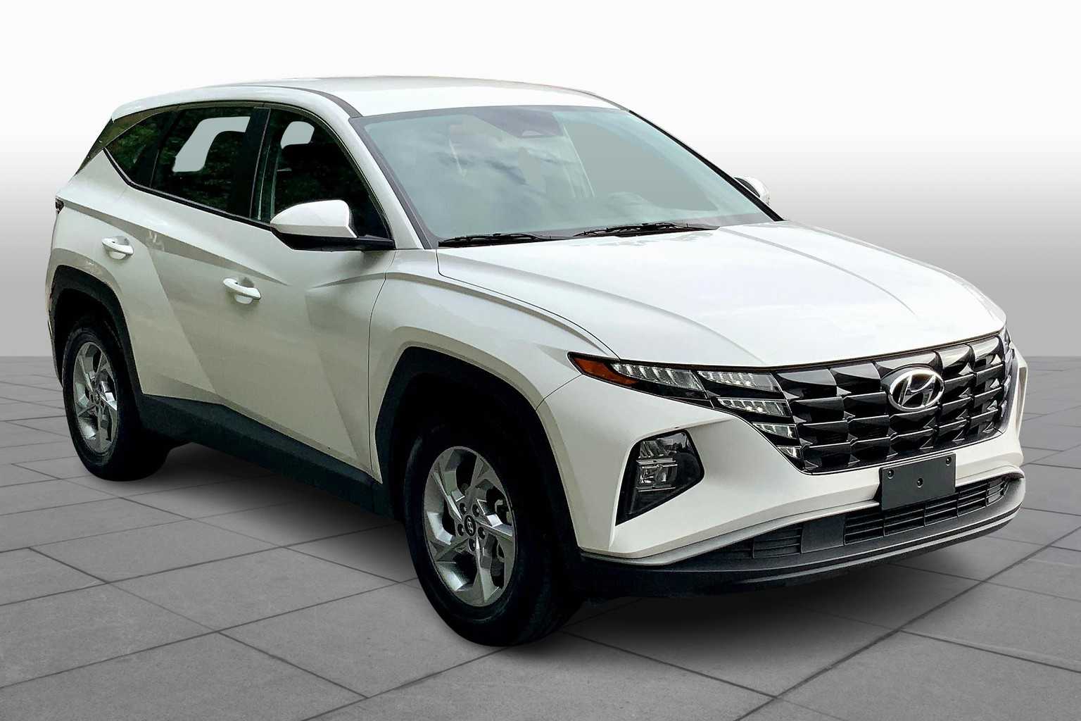 2024 Hyundai Tucson SE photo 2