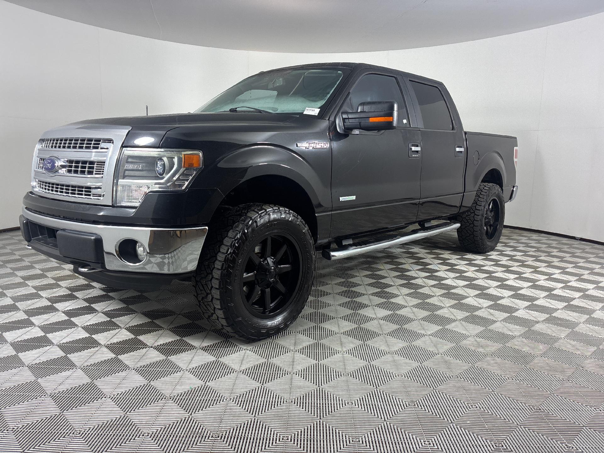 2014 Ford F-150 XLT's photo