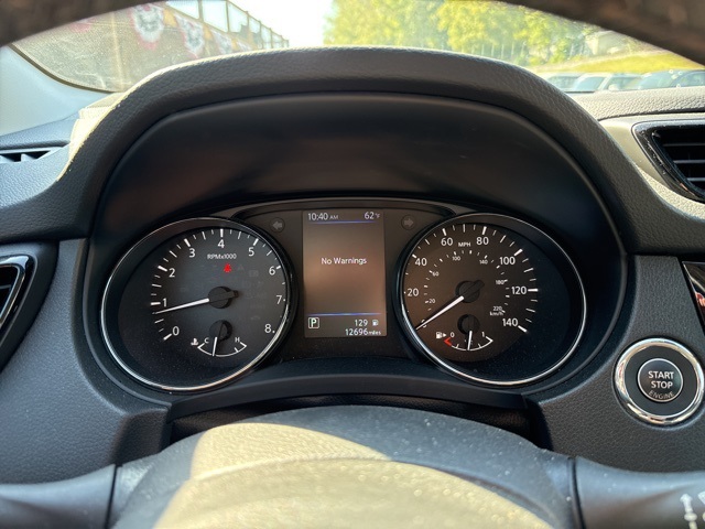 2022 Nissan Rogue Sport SV photo 24