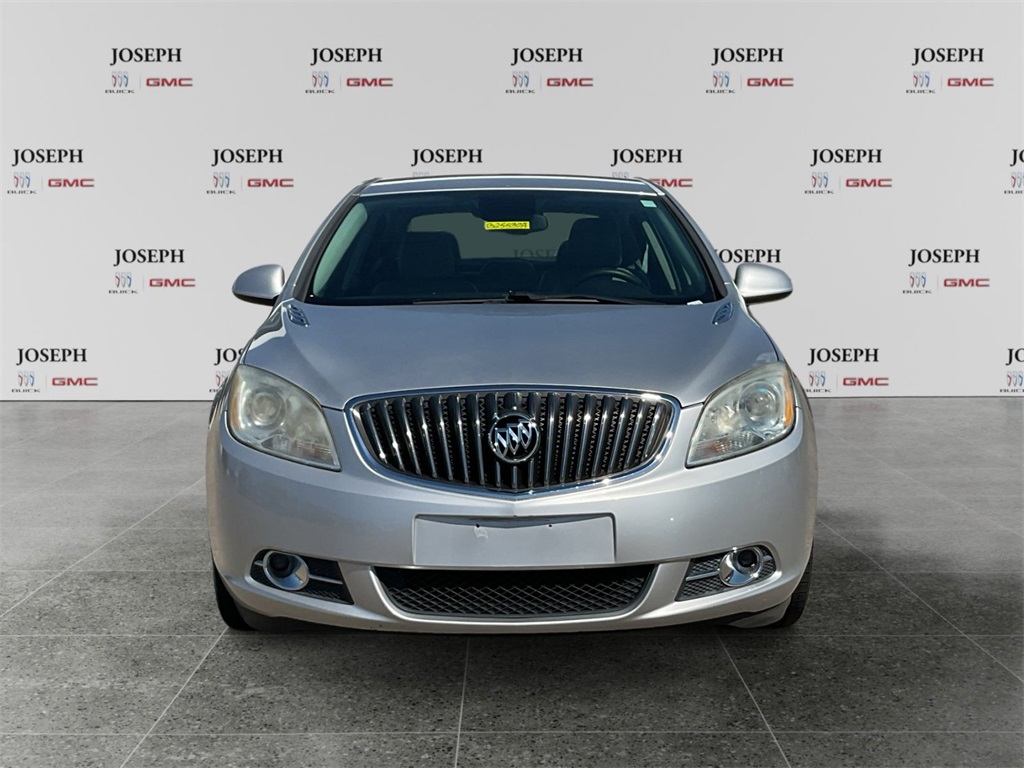 2014 Buick Verano Base photo 3