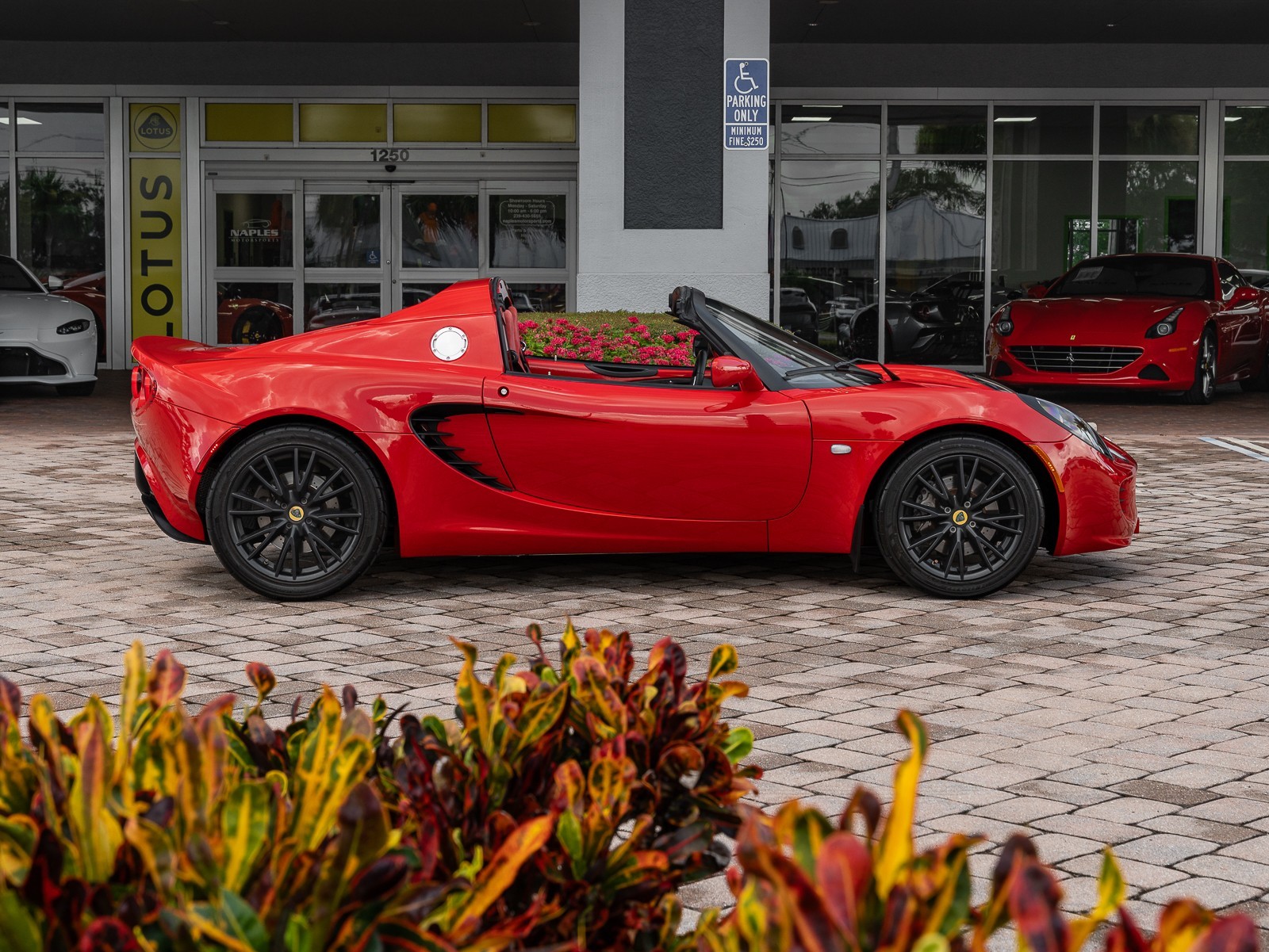 2010 Lotus Elise 111 photo 22