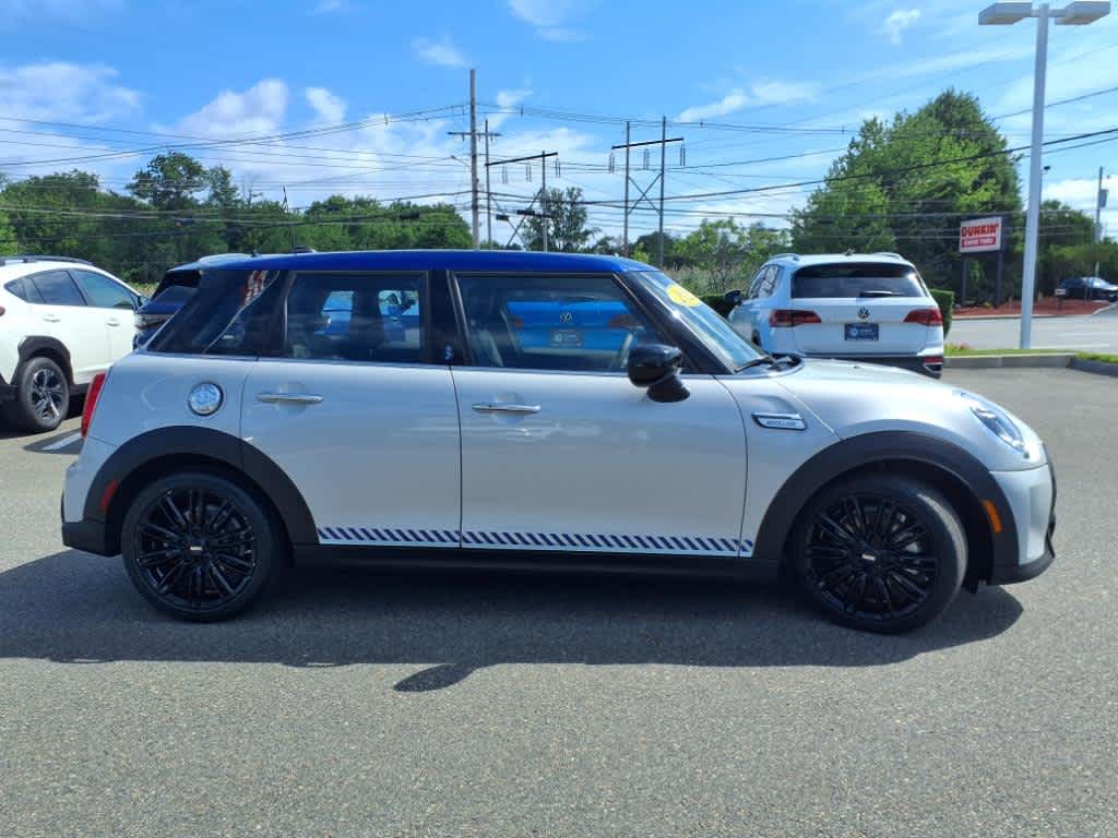 2022 Mini Cooper 4 Door Hardtop S photo 4
