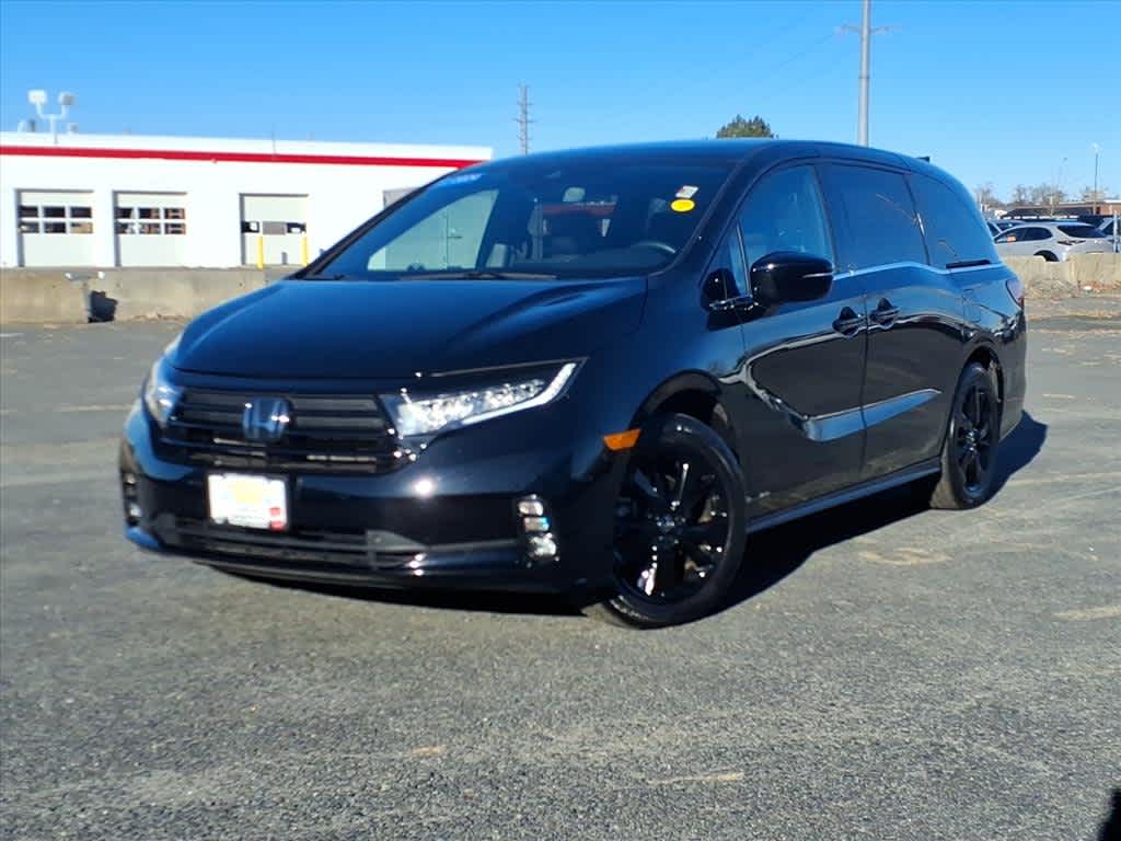 2024 Honda Odyssey SPORT's photo