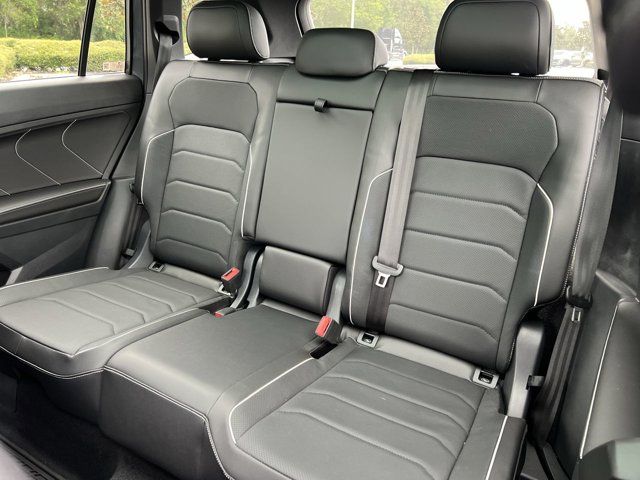 2024 Volkswagen Tiguan SEL R-Line photo 12