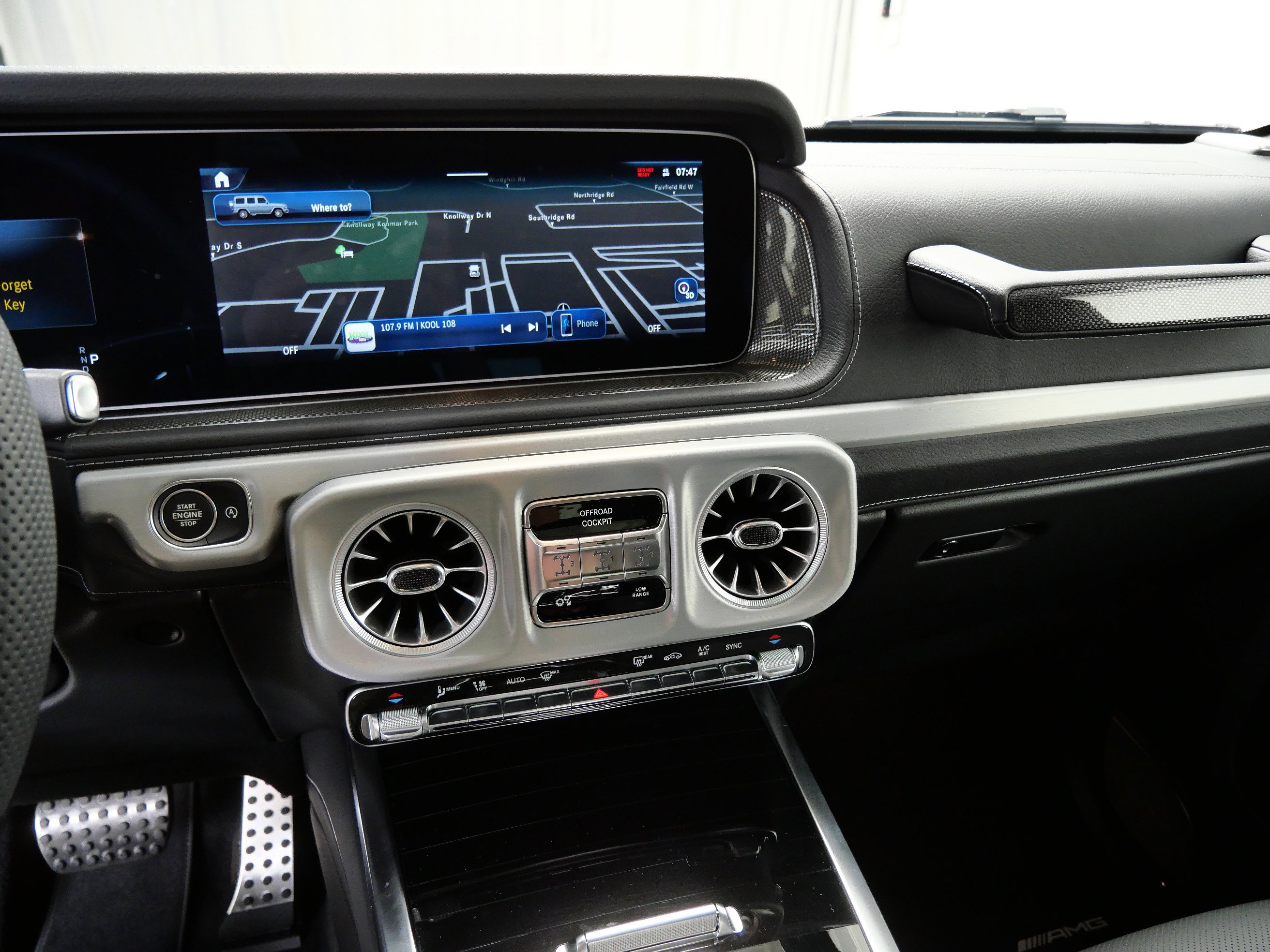 2025 Mercedes Benz G AMG 63 photo 13