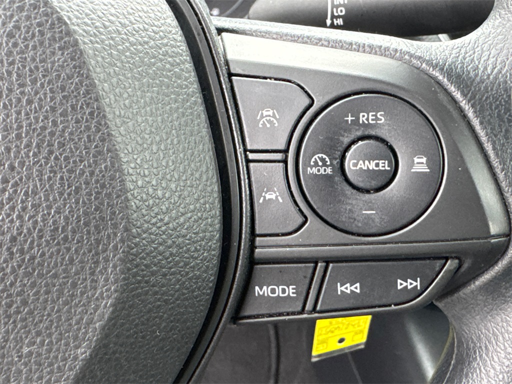 2023 Toyota Corolla LE photo 24