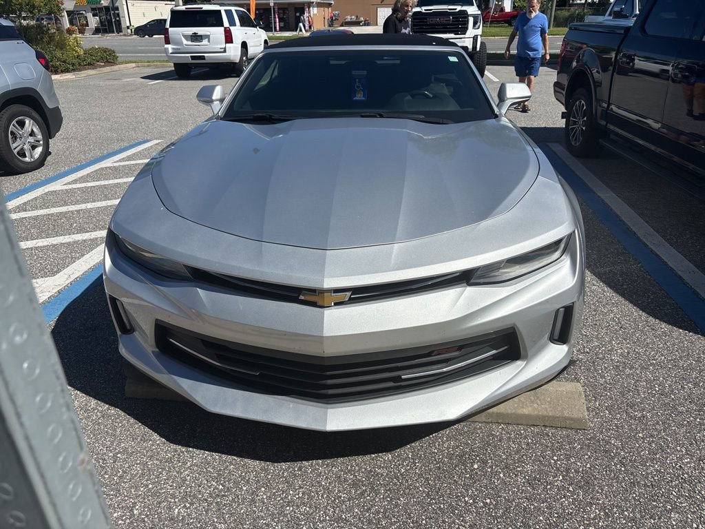 2018 Chevrolet Camaro 1LS 1LT photo 3
