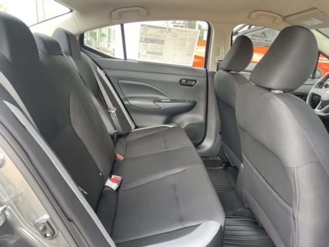 2025 Nissan Versa S photo 15