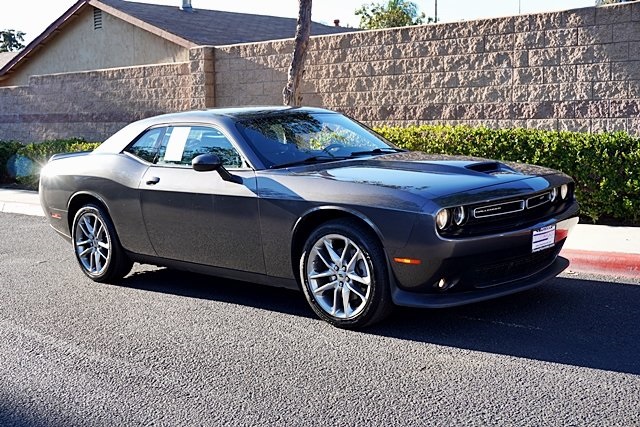 2022 Dodge Challenger GT photo 5