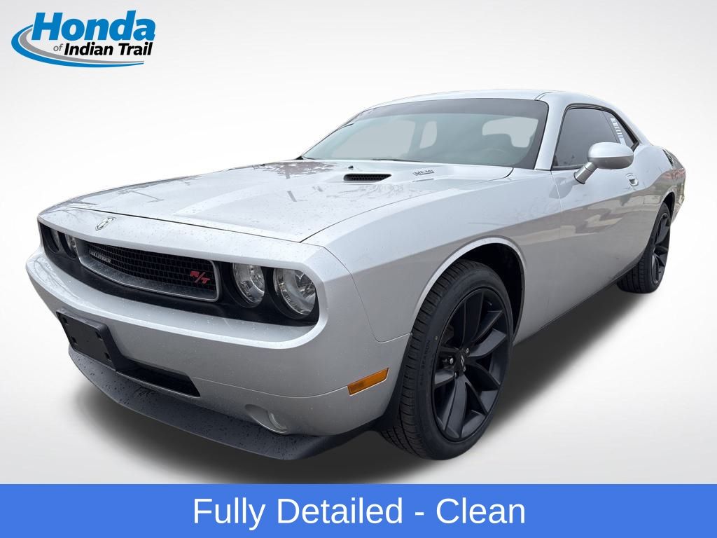 2010 Dodge Challenger R/T's photo