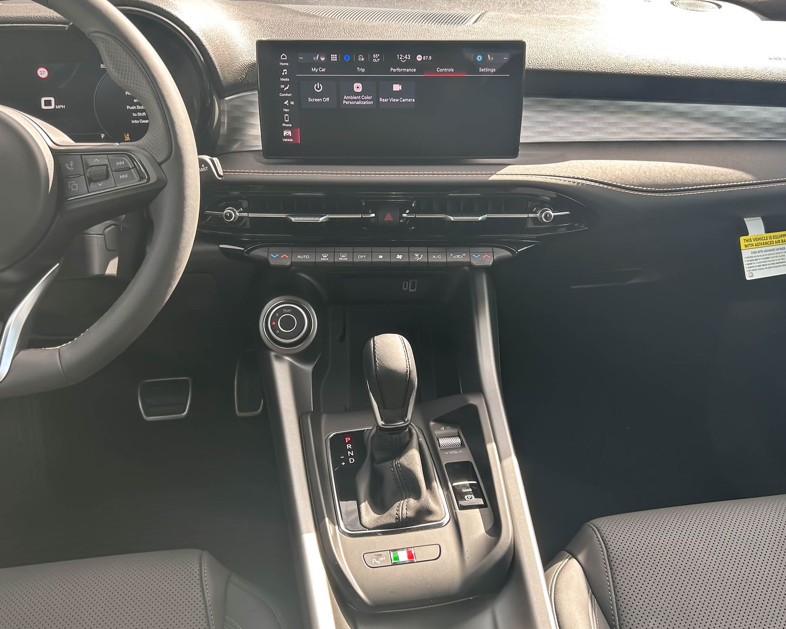 2025 Alfa Romeo Tonale photo 12
