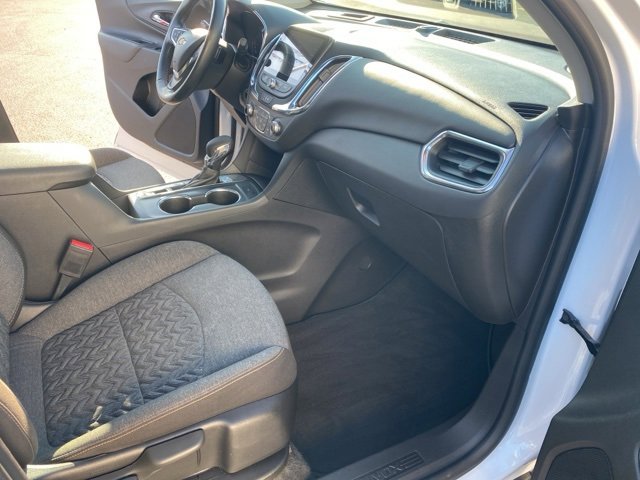 2024 Chevrolet Equinox LT photo 33