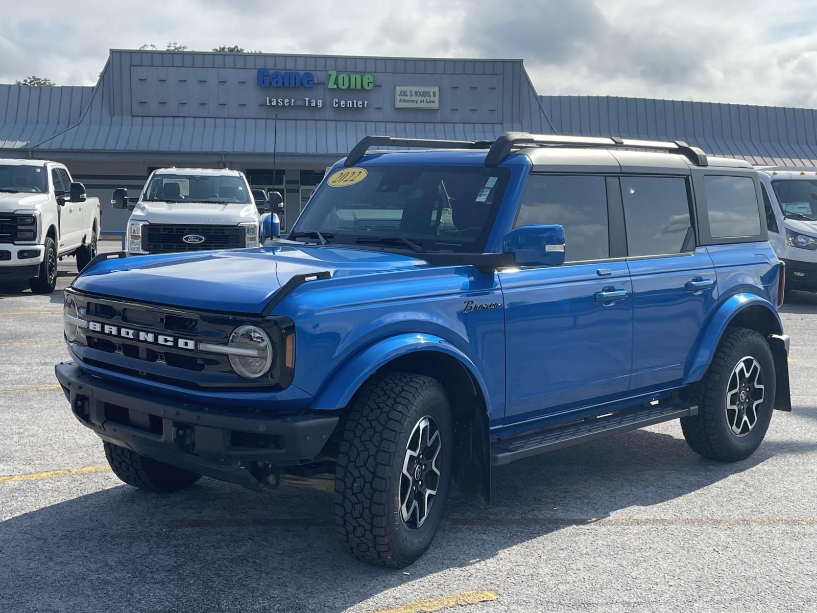 2022 Ford Bronco Base photo 7