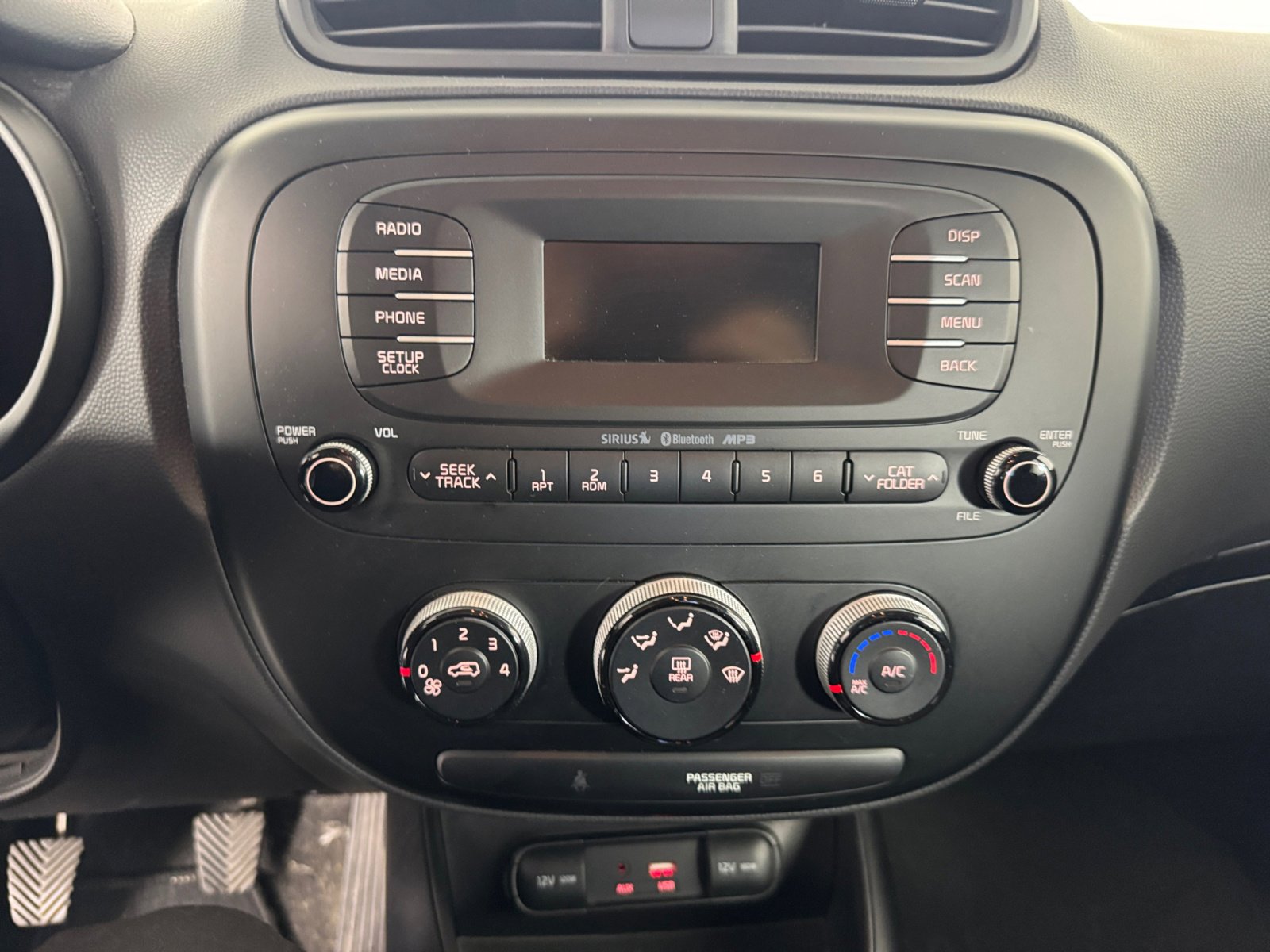 2016 Kia Soul Base photo 2
