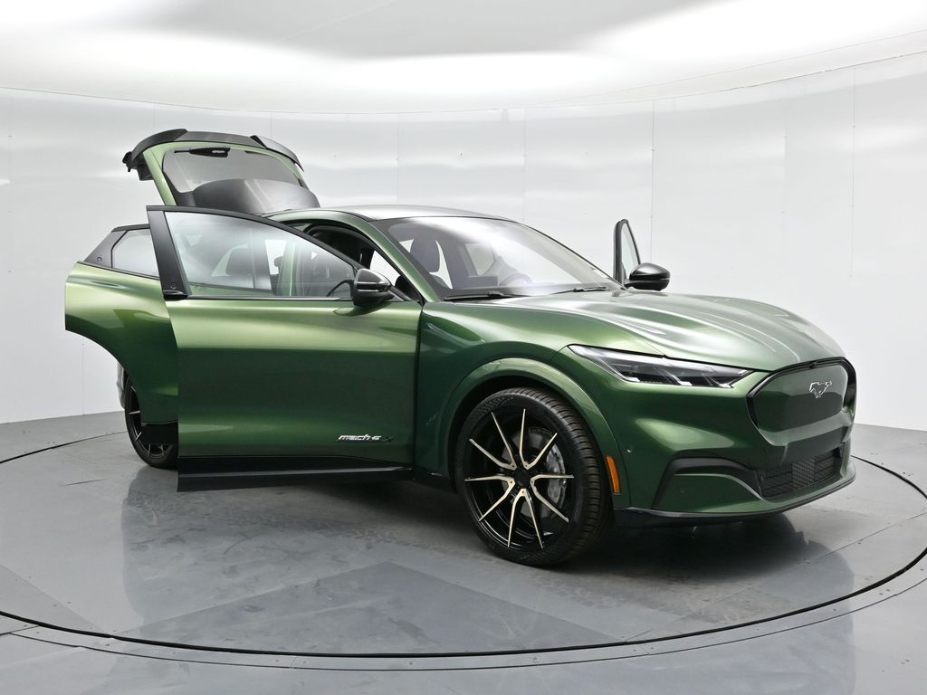 2024 Ford Mustang Mach-E Premium photo 29