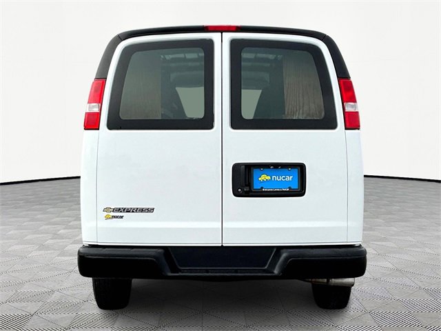 2024 Chevrolet Express Cargo Work Van photo 4