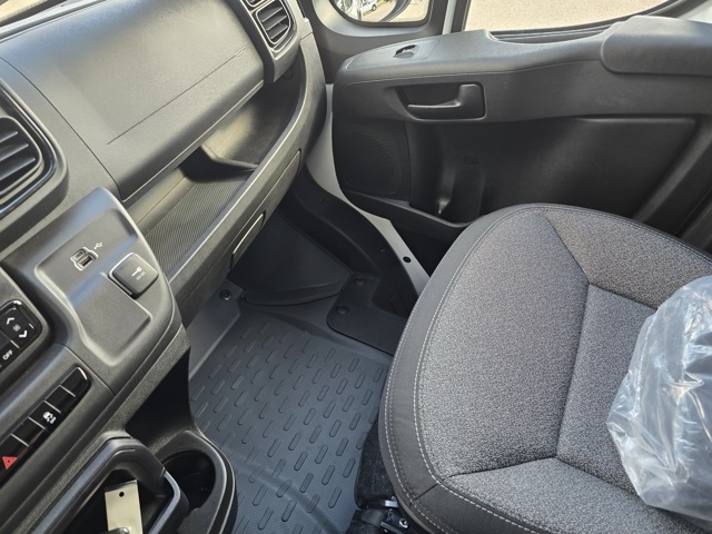 2025 Ram ProMaster 2500 photo 16