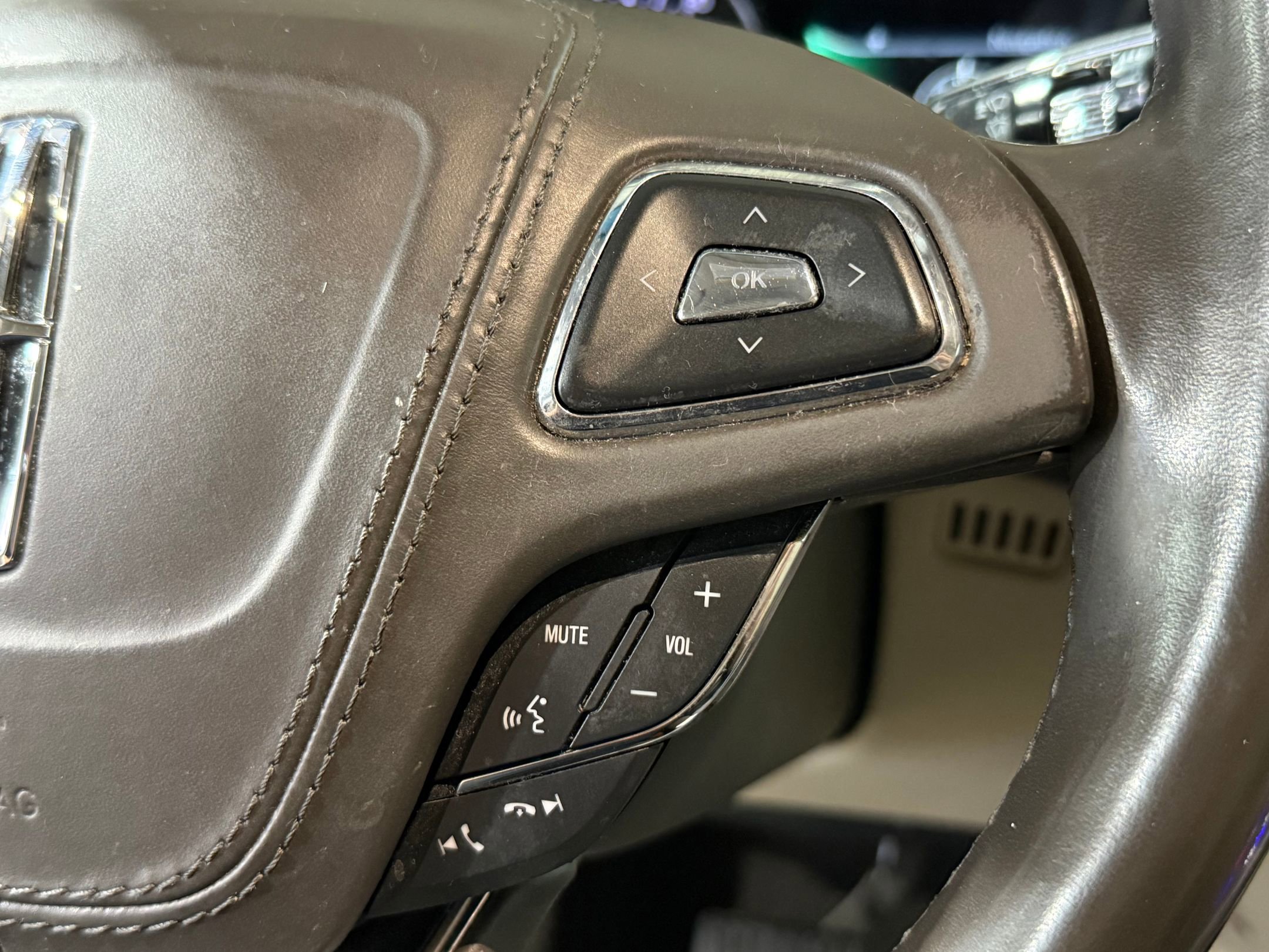 2020 Lincoln MKZ Hybrid Reserve photo 16