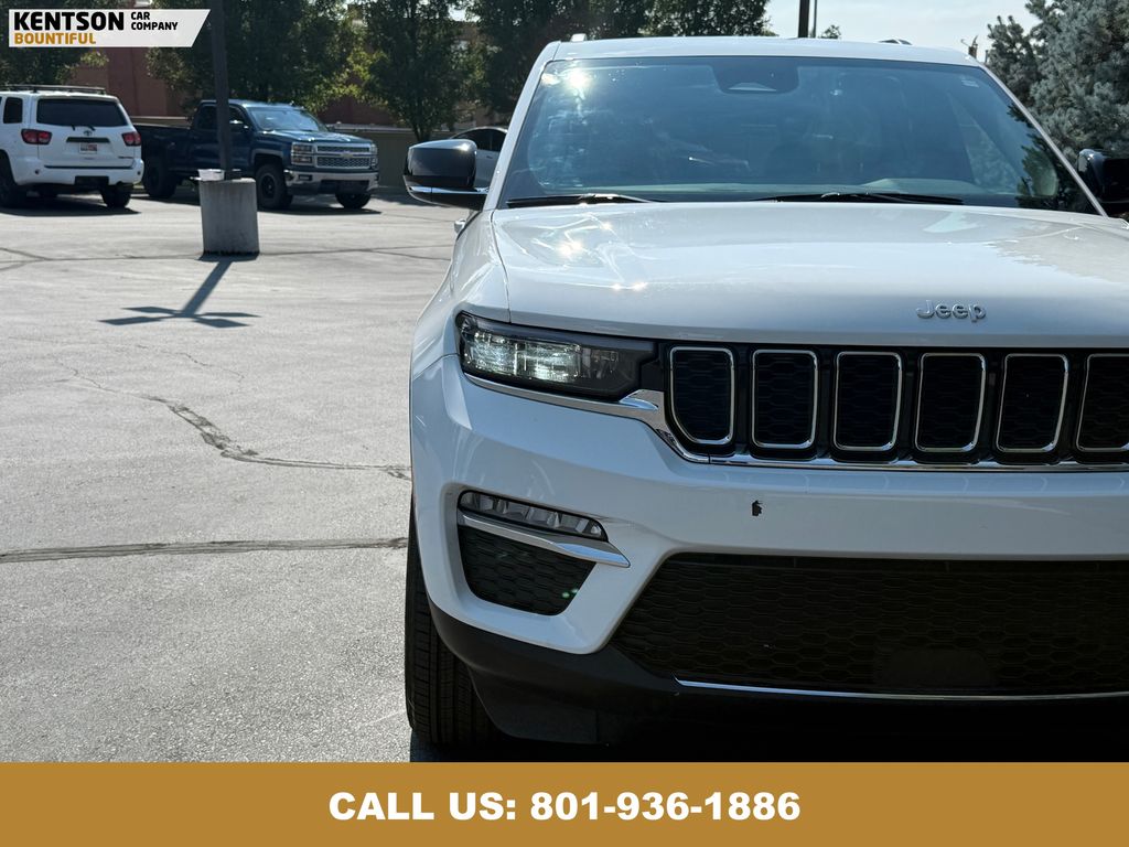 2024 Jeep Grand Cherokee Limited photo 12