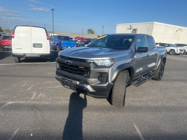 2023 Chevrolet Colorado Trail Boss photo 3