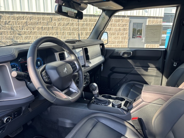 2025 Ford Bronco Outer Banks photo 15