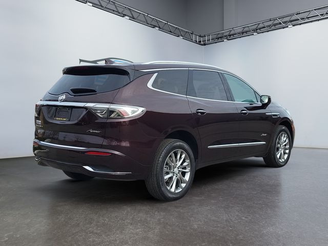 2022 Buick Enclave Avenir photo 3