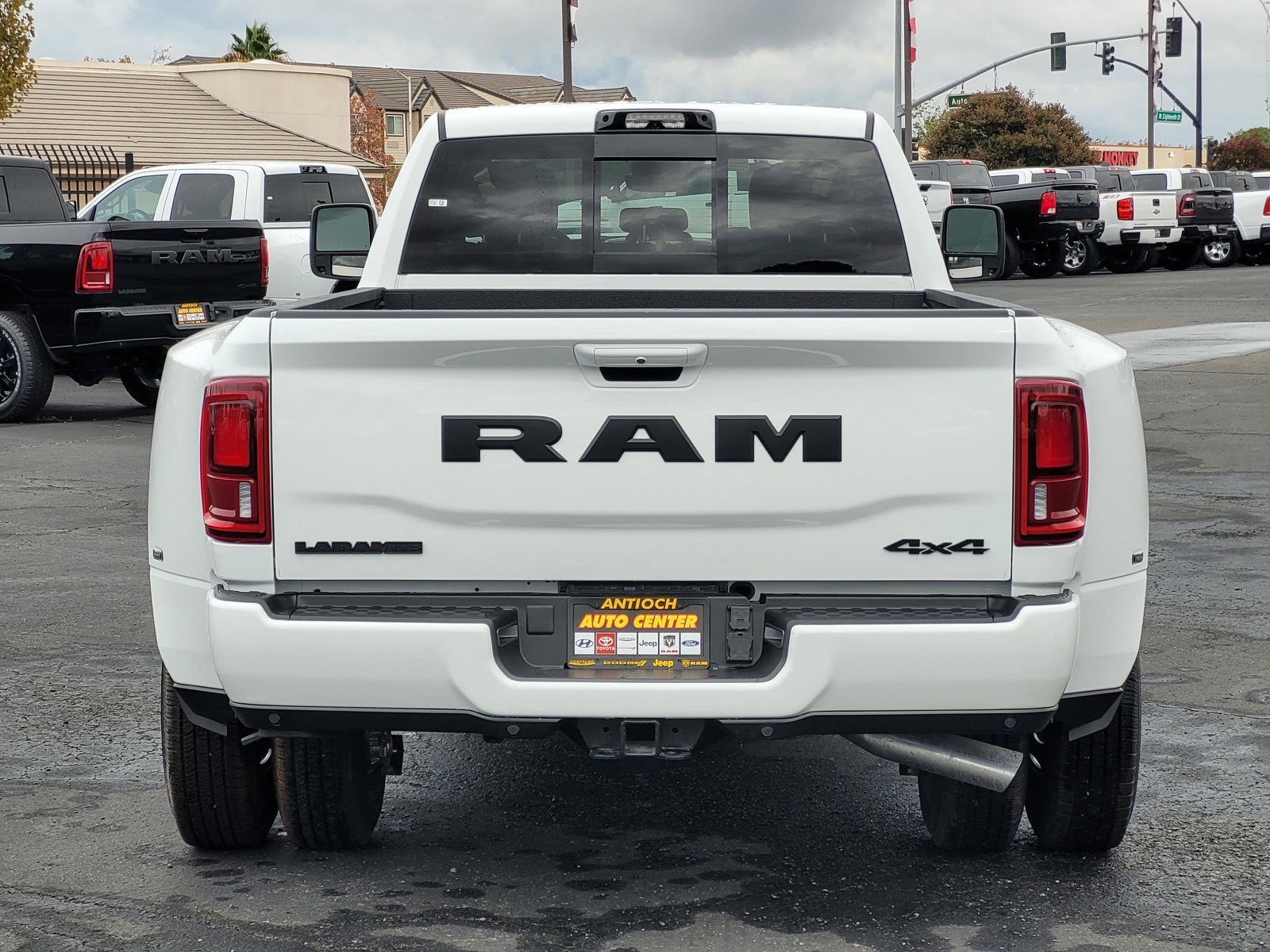 2026 Ram 3500 Laramie photo 4