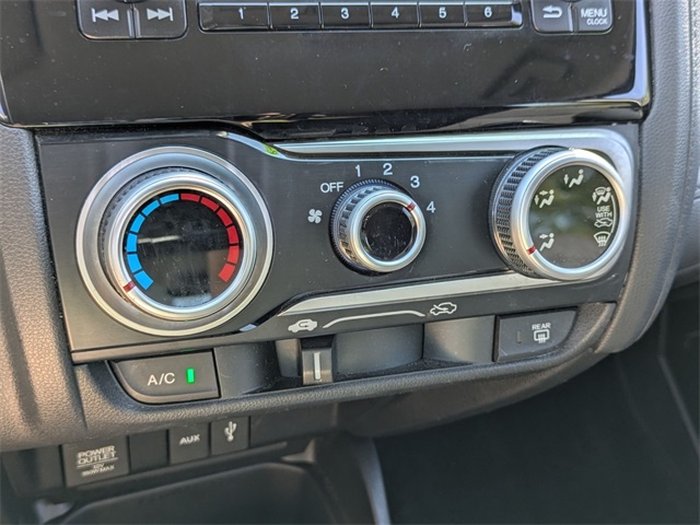 2016 Honda Fit LX photo 18