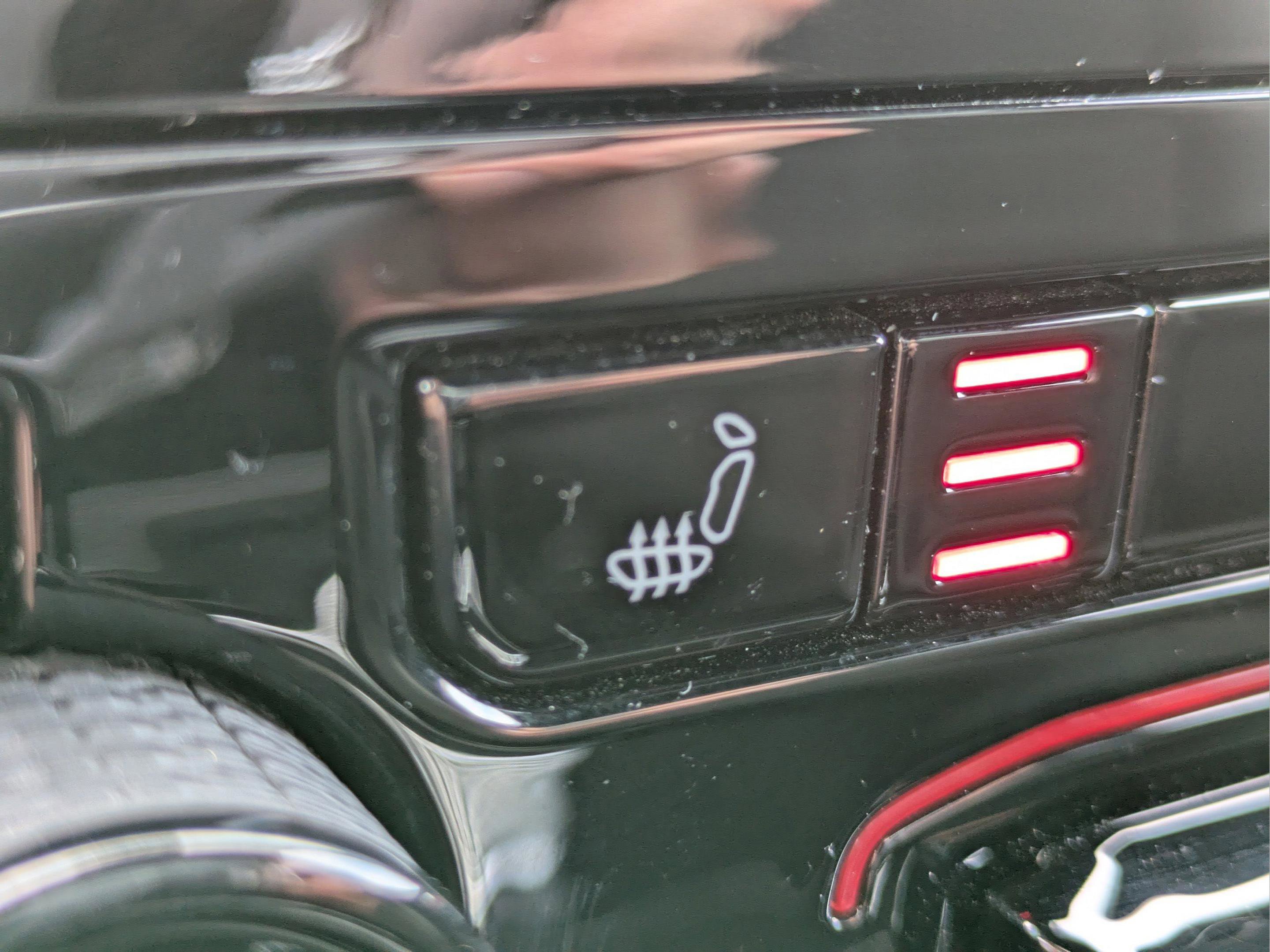 2022 Jeep Grand Cherokee Altitude photo 22