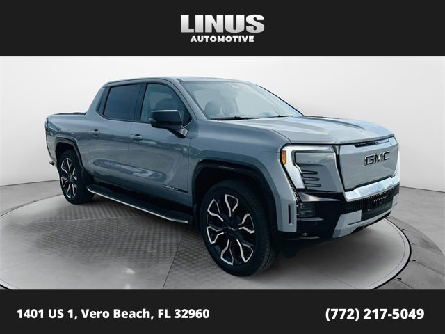 2025 GMC Sierra EV Denali's photo