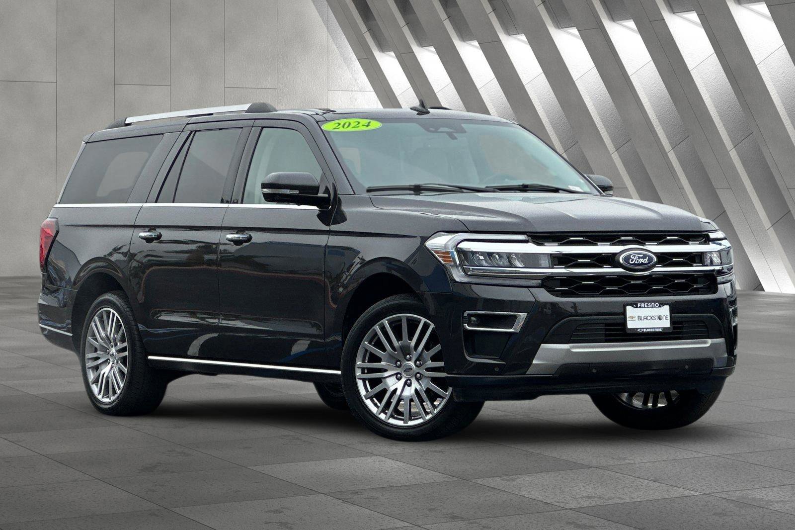 2024 Ford Expedition Limited's photo