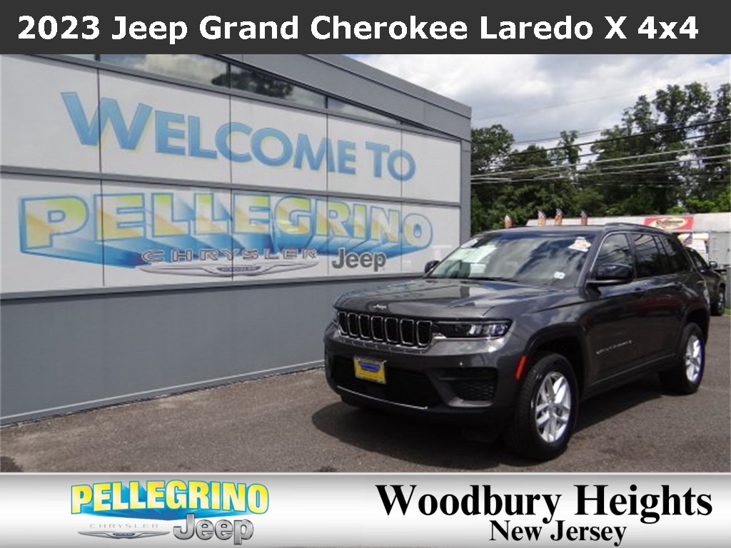 2023 Jeep Grand Cherokee Laredo's photo