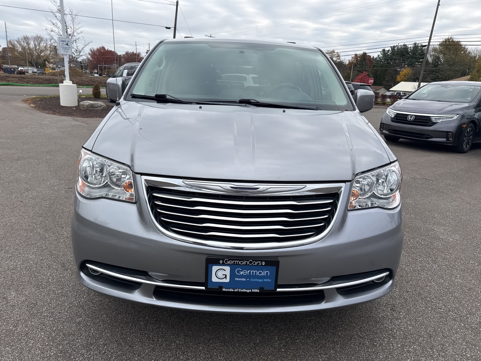 Used 2016 Chrysler Town & Country Touring with VIN 2C4RC1BG0GR279741 for sale in Wooster, OH