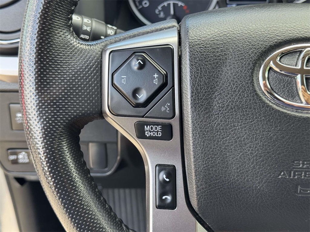 2023 Toyota Tacoma SR5 photo 22