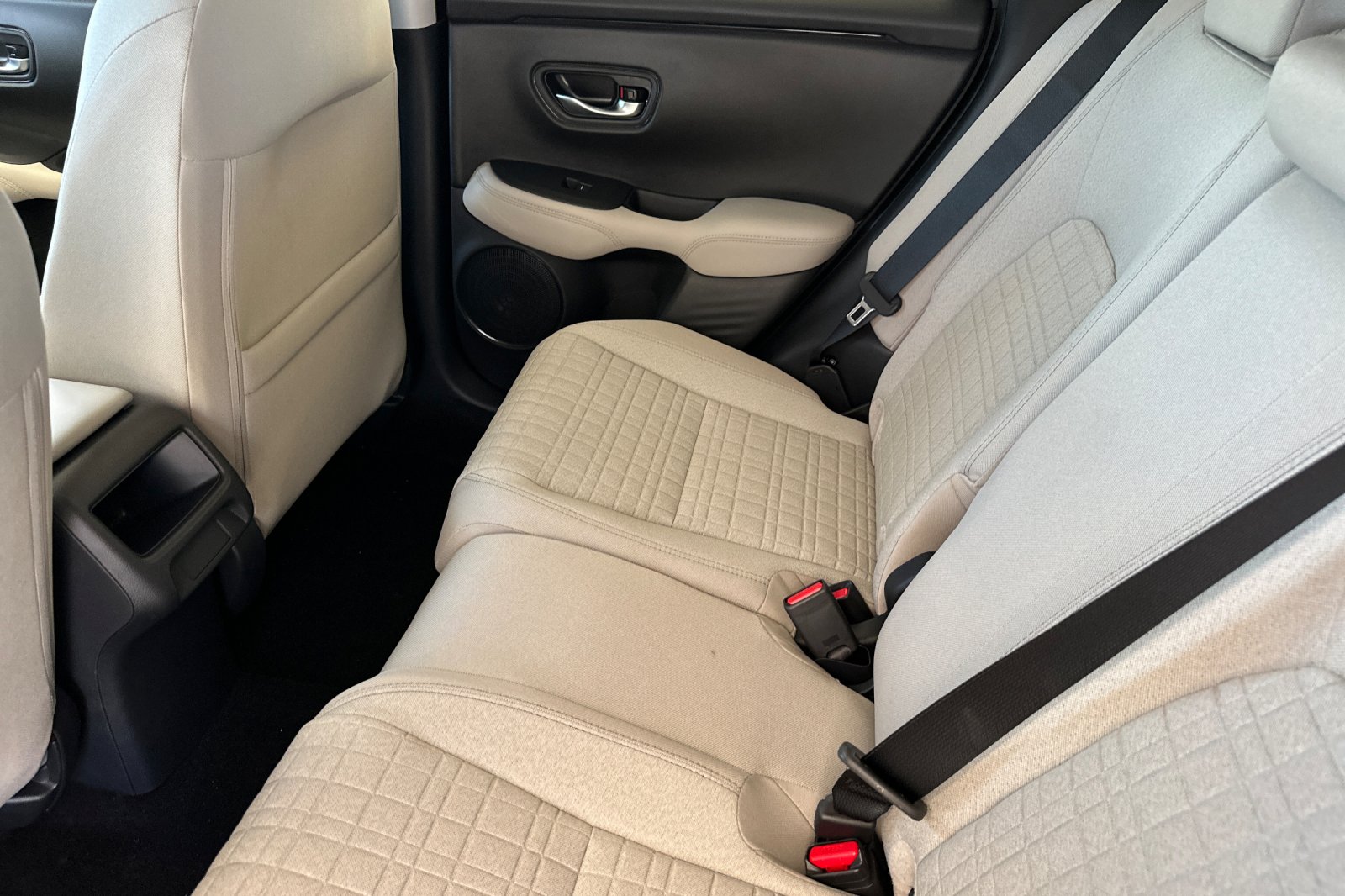 2026 Honda HR-V LX photo 12