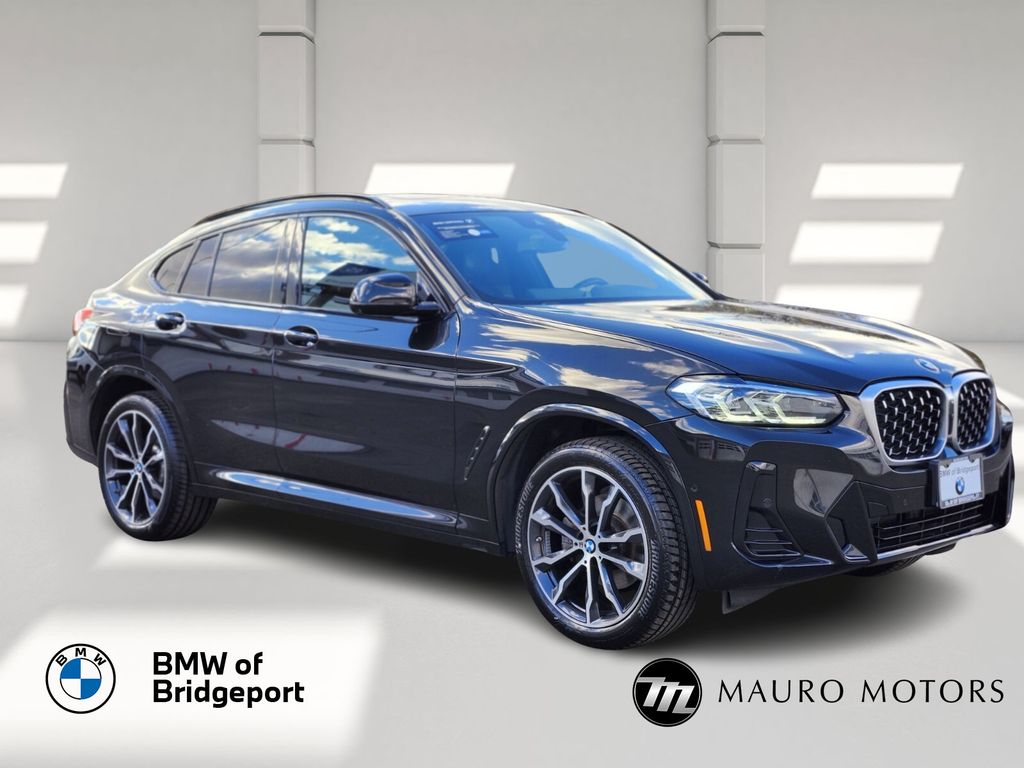 2023 BMW X4 30i's photo