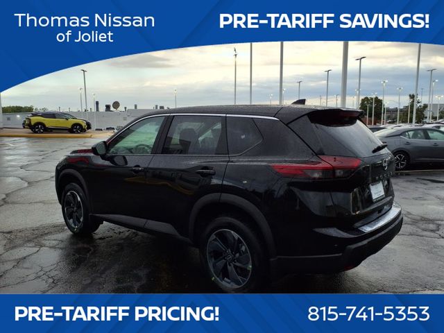 2026 Nissan Rogue SV photo 2