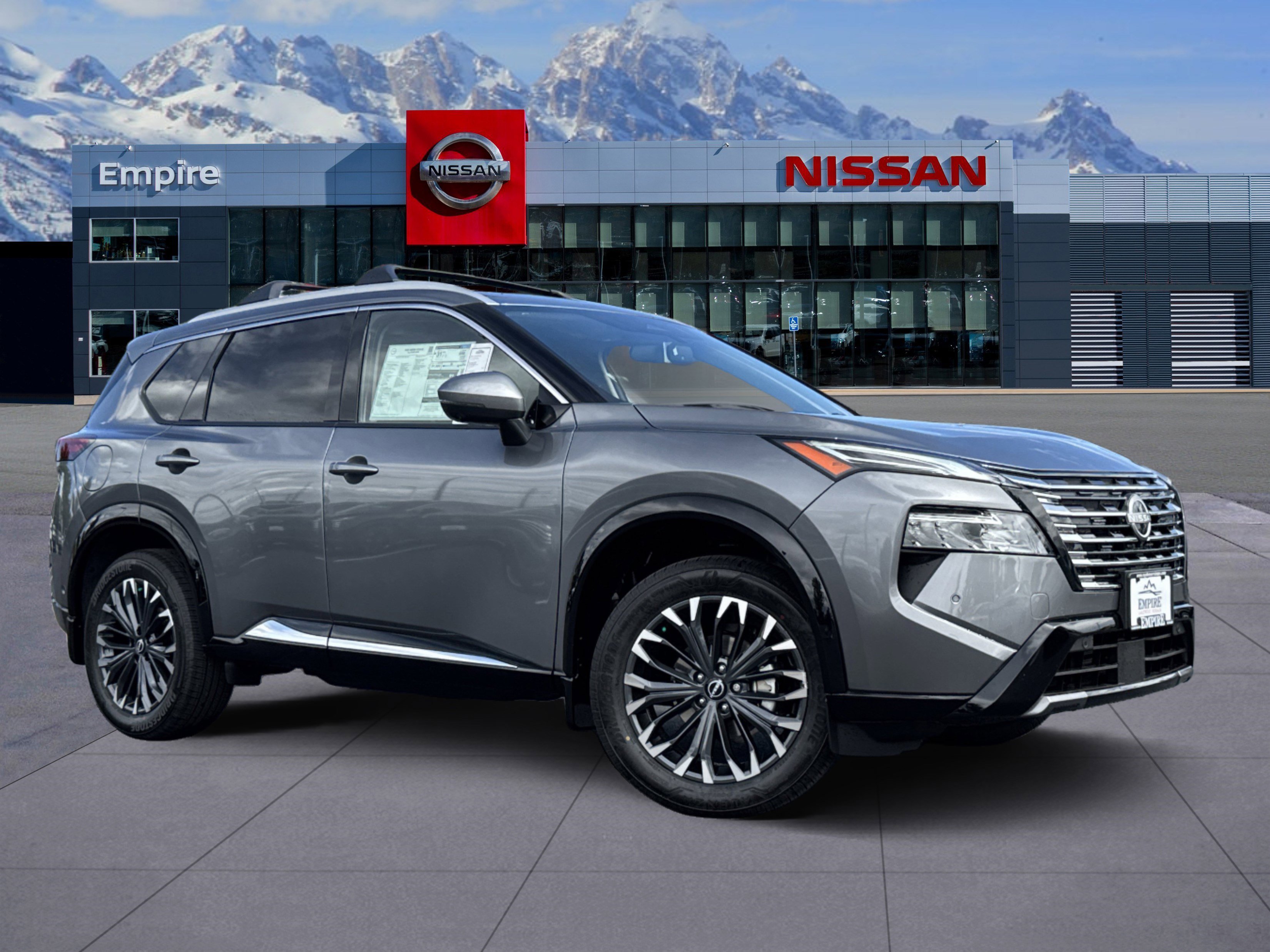 2026 Nissan Rogue Platinum's photo