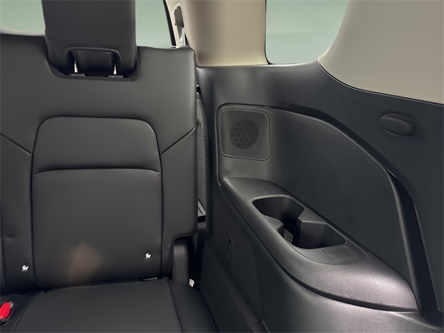 2025 Nissan Pathfinder SL photo 19