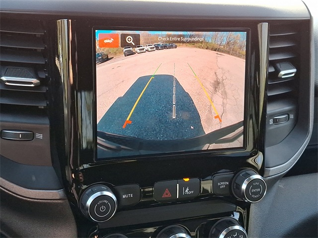 2025 Ram 1500 Tradesman photo 11
